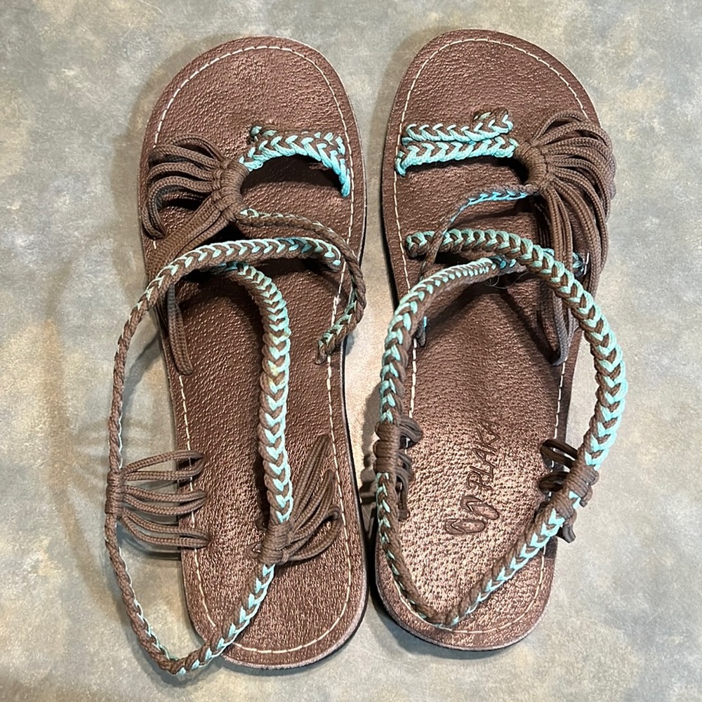 Plaka Sandal Brown and Teal straps. Size 10